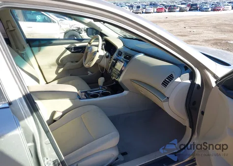 2014 Nissan Altima 2.5 S z USA, uszkodzony, nr VIN 1N4AL3AP8EC117541